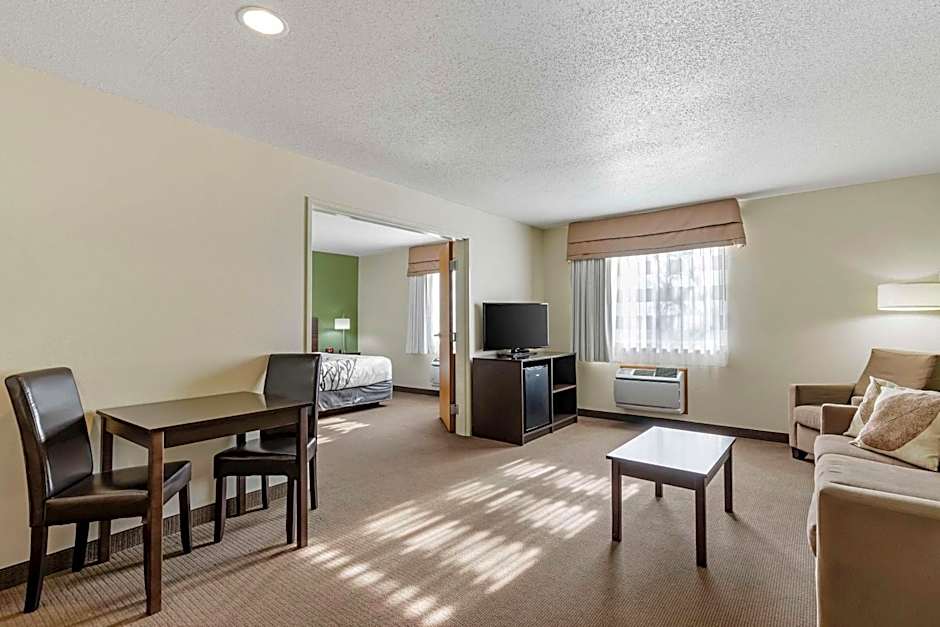 Sleep Inn & Suites Charles City