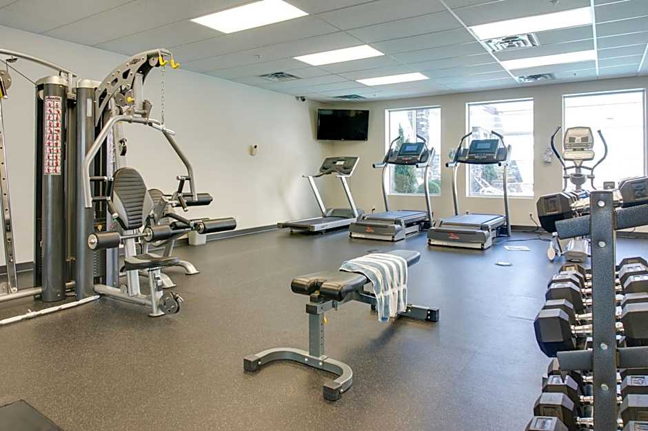 Carriage House Hotel & Conference Centre