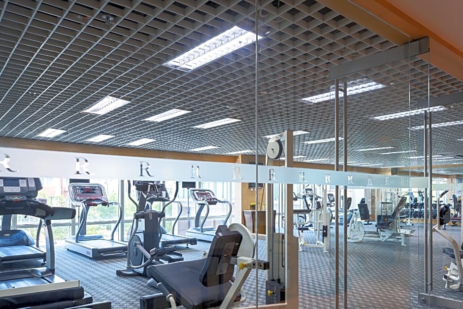 Renaissance by Marriott Tianjin TEDA Convention Centre Hotel