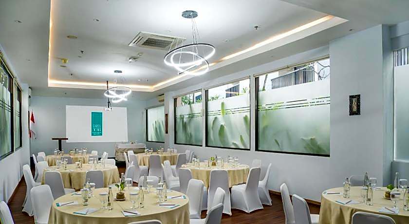 Cross Vibe Paasha Atelier Bali Kuta