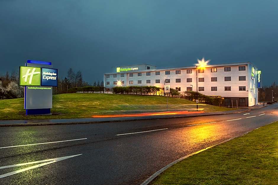 Holiday Inn Express Manchester Airport By IHG