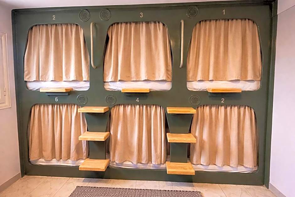 Photo 1 of 11 of Bed in 6-Bed Mixed Dormitory Room