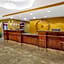 La Quinta Inn & Suites by Wyndham Dickinson