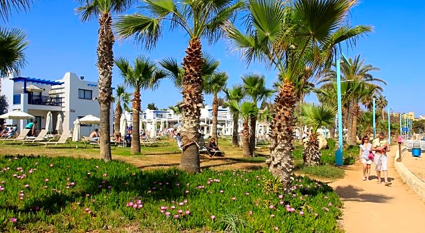 Maris Mare Apartments