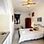 Philoxenia Hotel & Studios