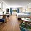 The Anza - A Calabasas Hotel