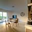 Yachting Residence - Private Dock, Lake Access & SPA