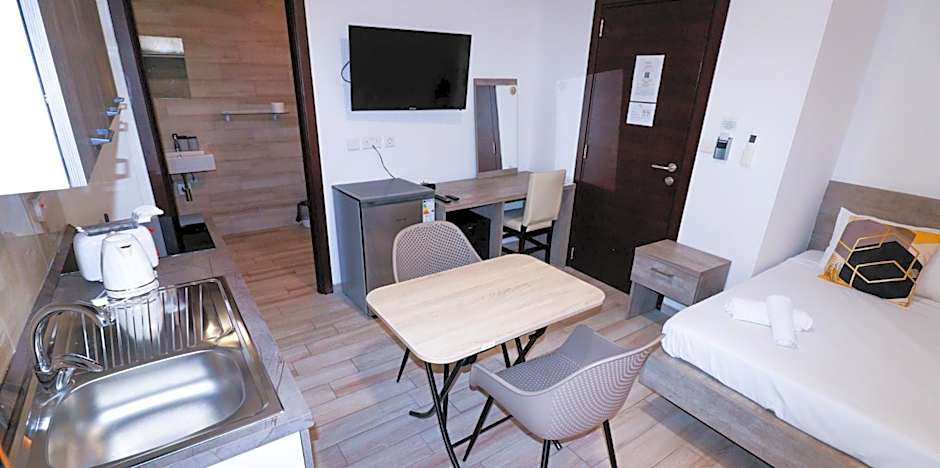 Napoli Suites Studios Aparthotel