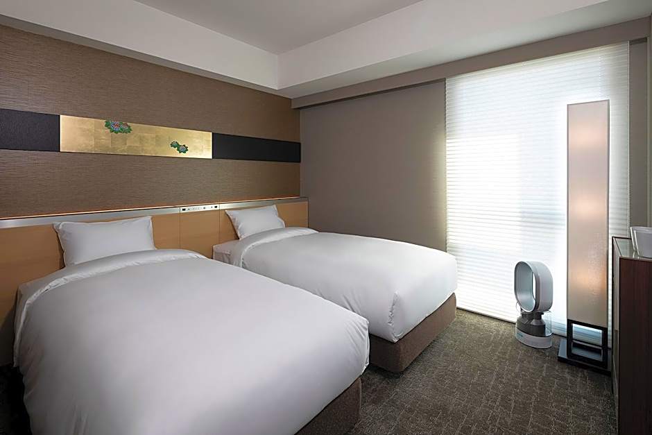 Photo 1 of 8 of Standard 2 Twin Beds