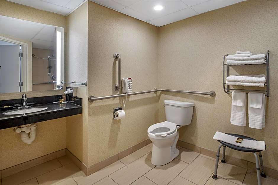 Best Western Plus Keene Hotel