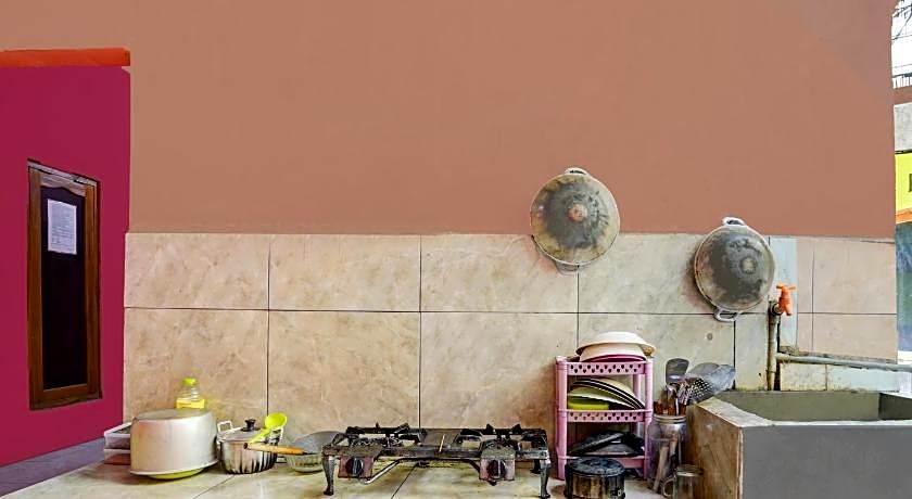 OYO Life 92840 Wisma Morricco