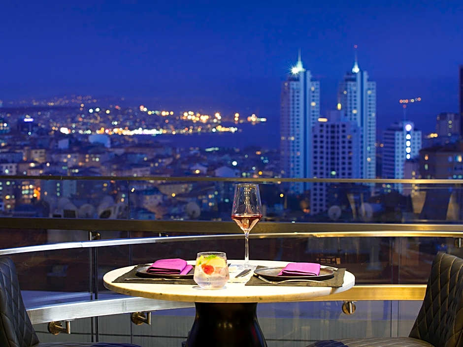 Fairmont Quasar Istanbul Hotel