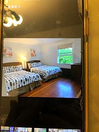 Double or Twin Room with Private Bathroom