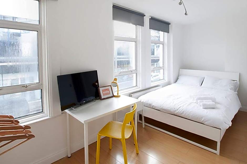 Tooting Broadway Studios & Rooms by PrimeCityHosts