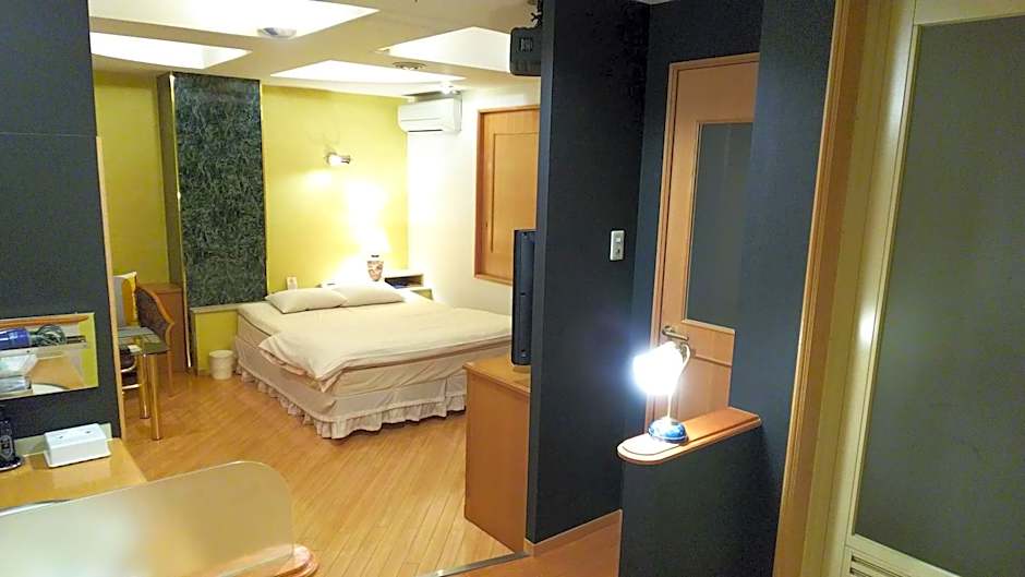 Hotel Essor (Adult Only)