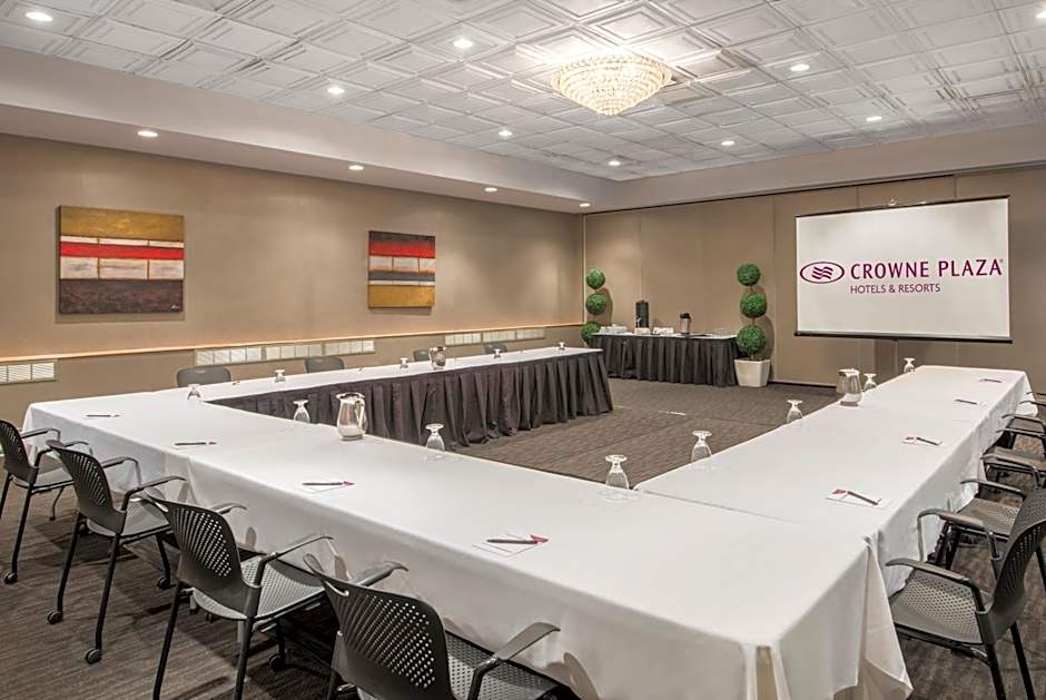 Armon Plaza Montreal Airpt, Trademark Collection by Wyndham