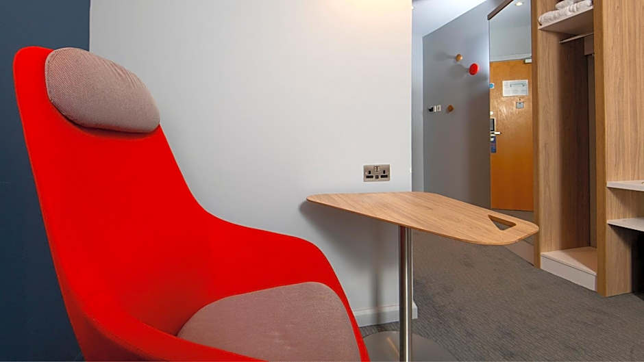 Holiday Inn Express Burton on Trent By IHG