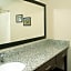 Comfort Suites Maingate East