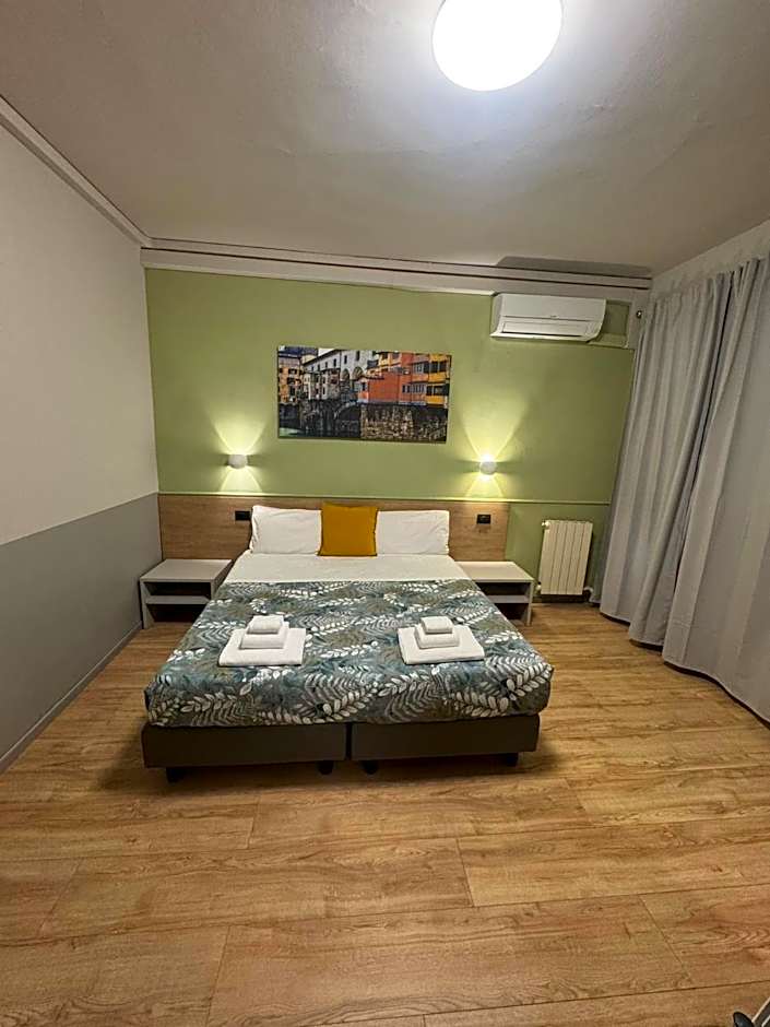 Hotel Camilla Guelfa