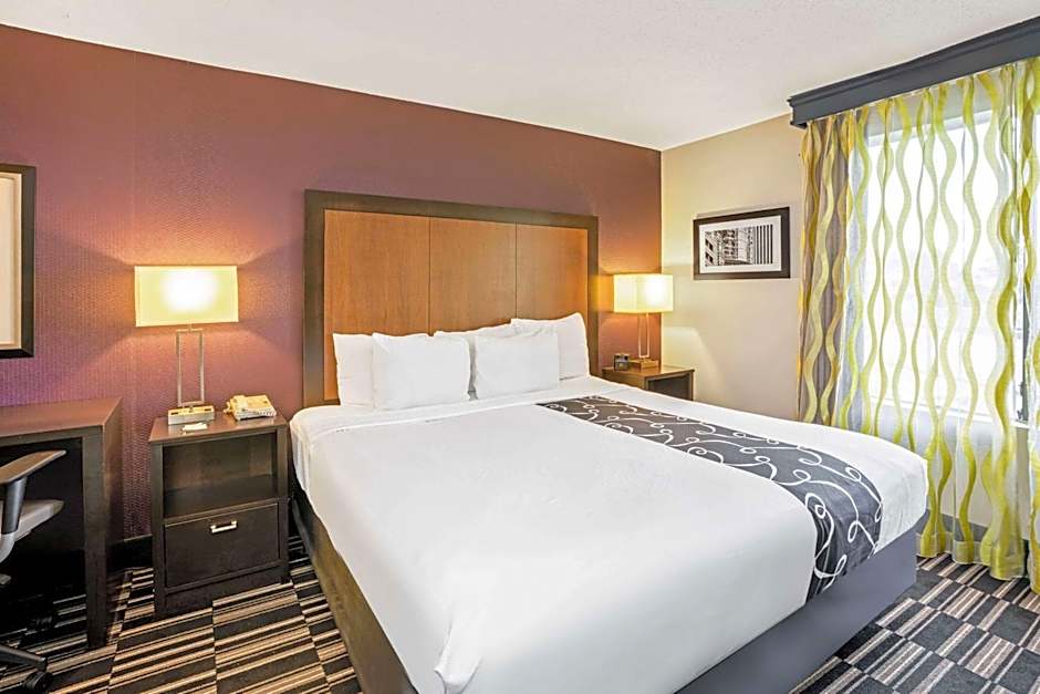 Staybridge Suites Spring - Woodlands Area