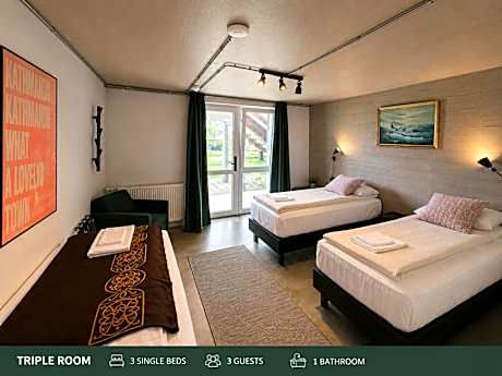 Triple Room