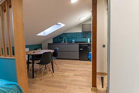 Uroczy, przytulny apartament poddasze