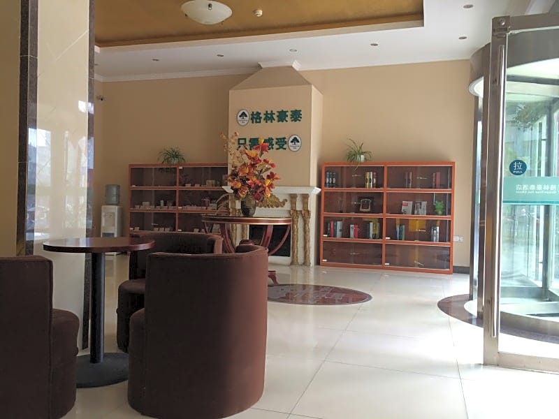GreenTree Inn Zhenjiang Gaotie Wanda Square Express Hotel