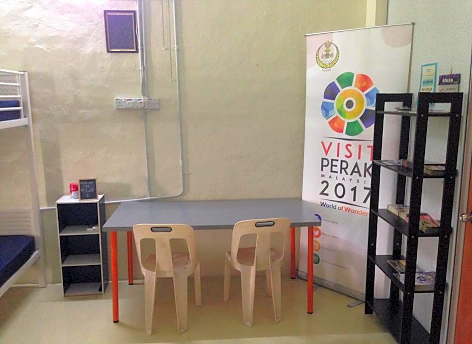 Vloft Backpackers Hostel