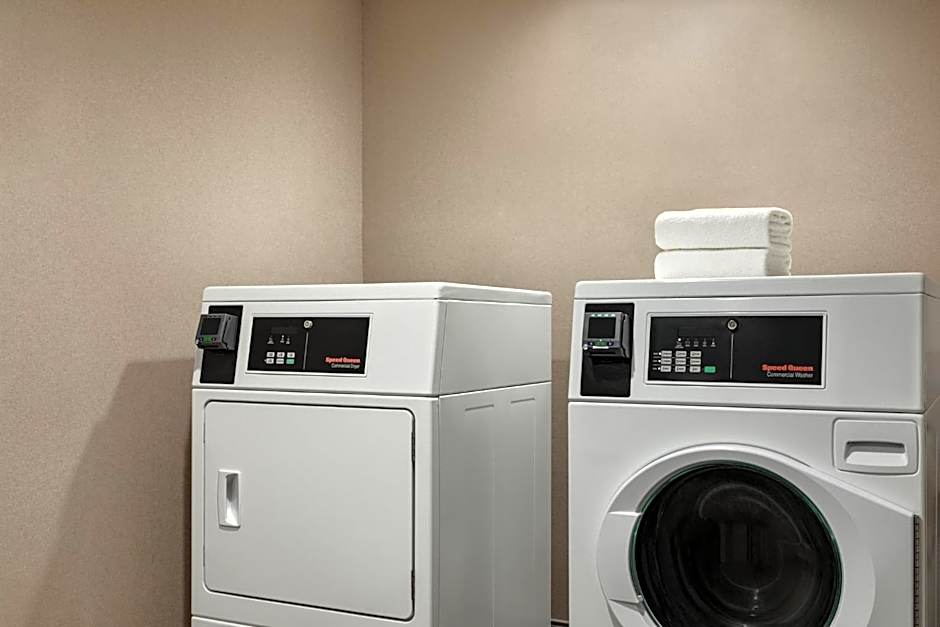 Holiday Inn Express Atlanta-Kennesaw By IHG