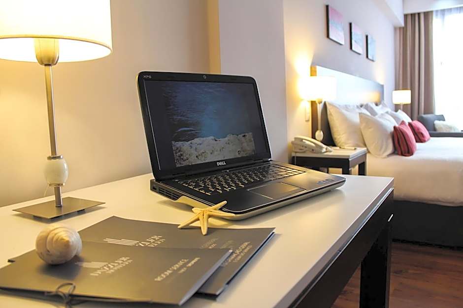 Dazzler by Wyndham Puerto Madryn