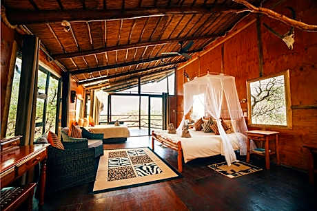 Pezulu Tree House Lodge