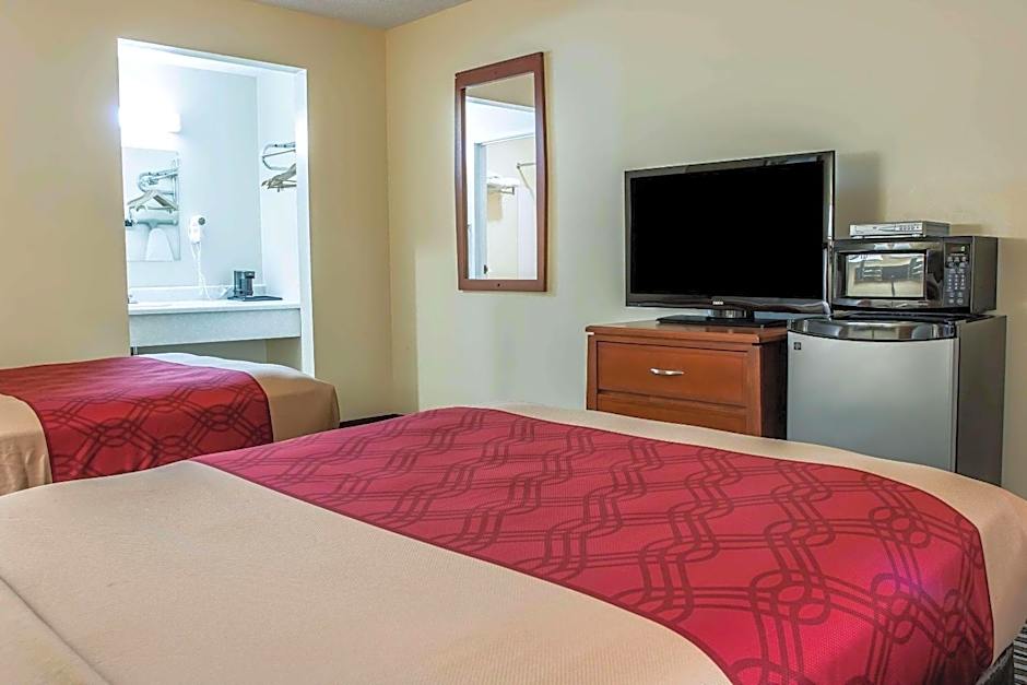 Econo Lodge Paw Paw