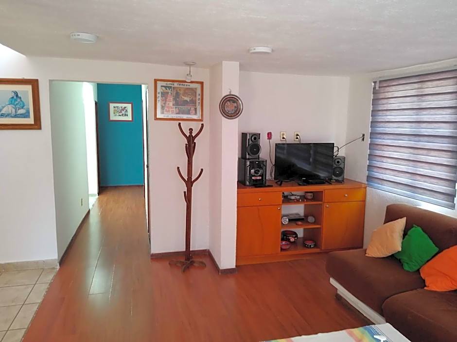 Finca Mc'Clau Teotihuacan, Casa residencial entera