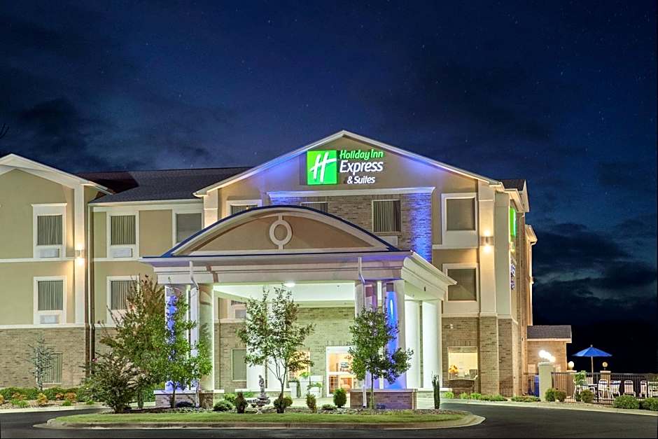 Holiday Inn Express Hotel & Suites Clarksville By IHG