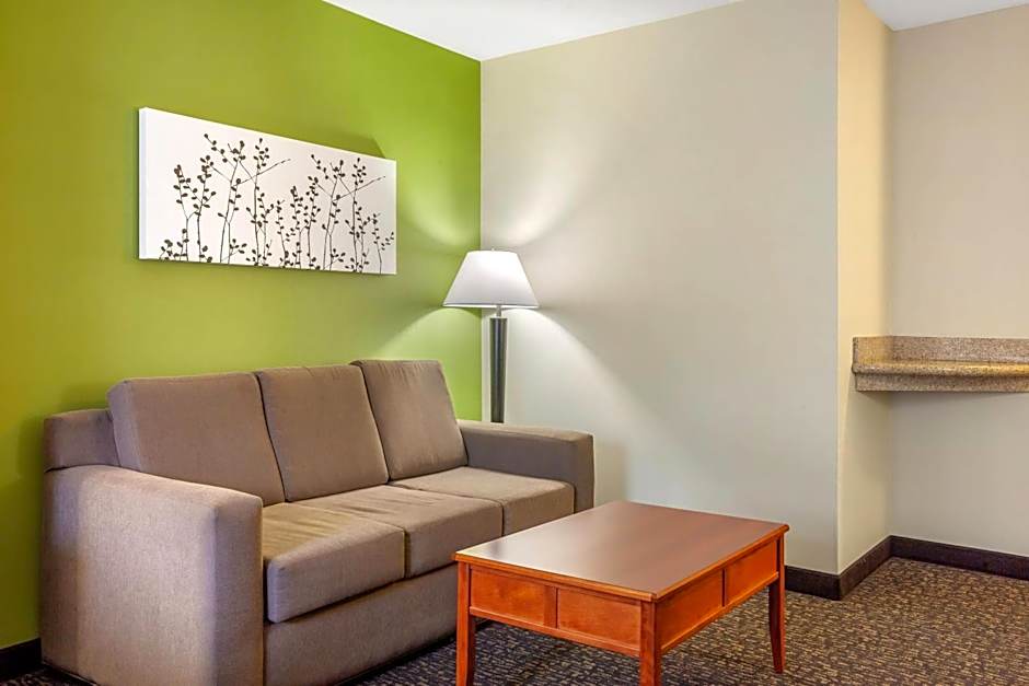 Sleep Inn & Suites Milwaukee Airport