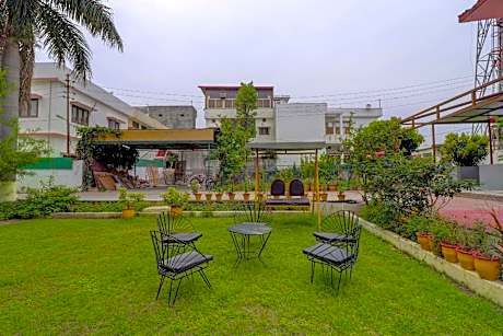 Hotel O Cozy Homestay