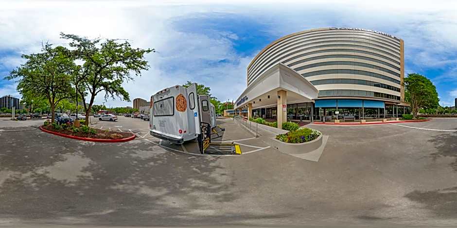 DoubleTree by Hilton Houston Medical Center Hotel & Suites