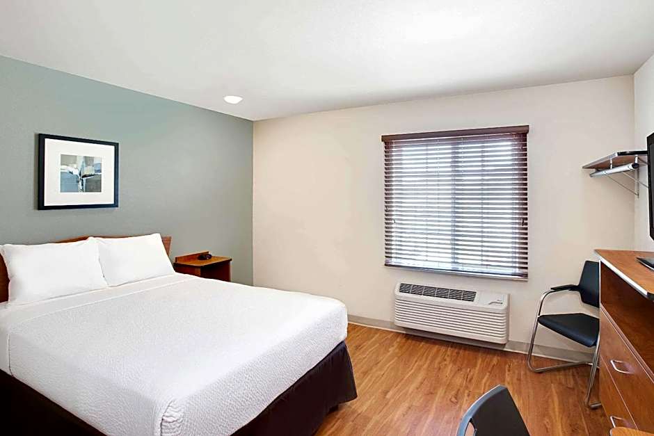 WoodSpring Suites Lake Charles