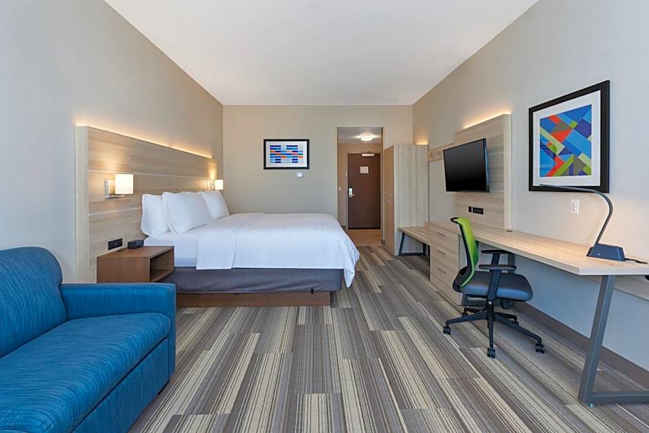 Holiday Inn Express and Suites Grand Rapids Airport- South By IHG