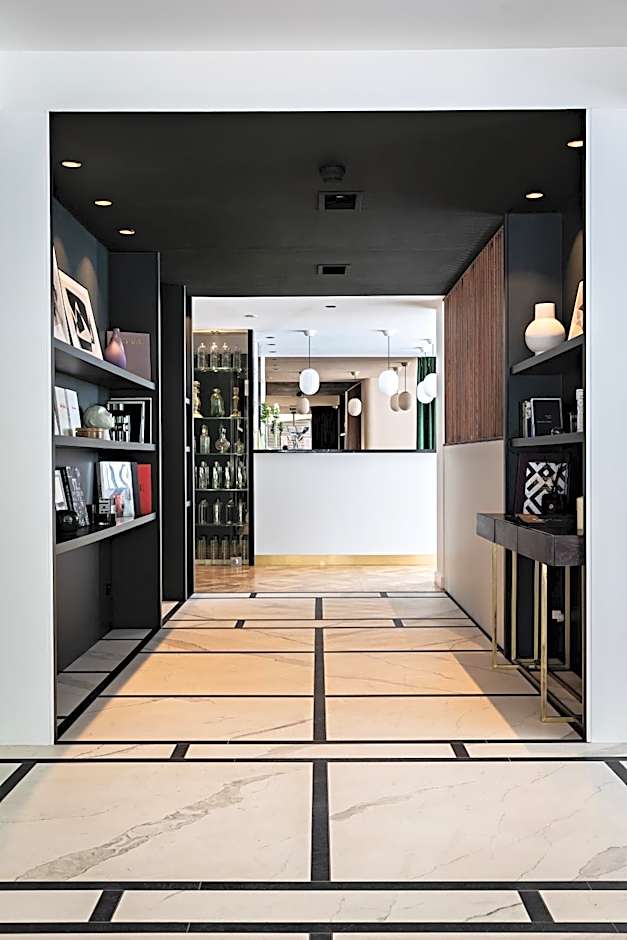 Holiday Inn Paris Palais de lElysee, an IHG Hotel By IHG