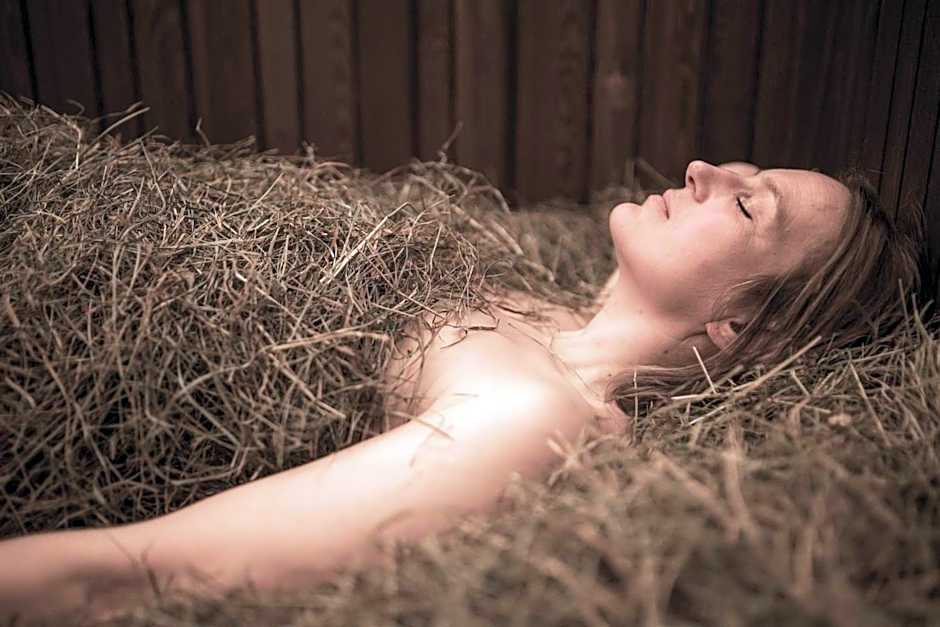 Aparthotel Familiaris - Family Apartments - Pools & Spa in Dolomites