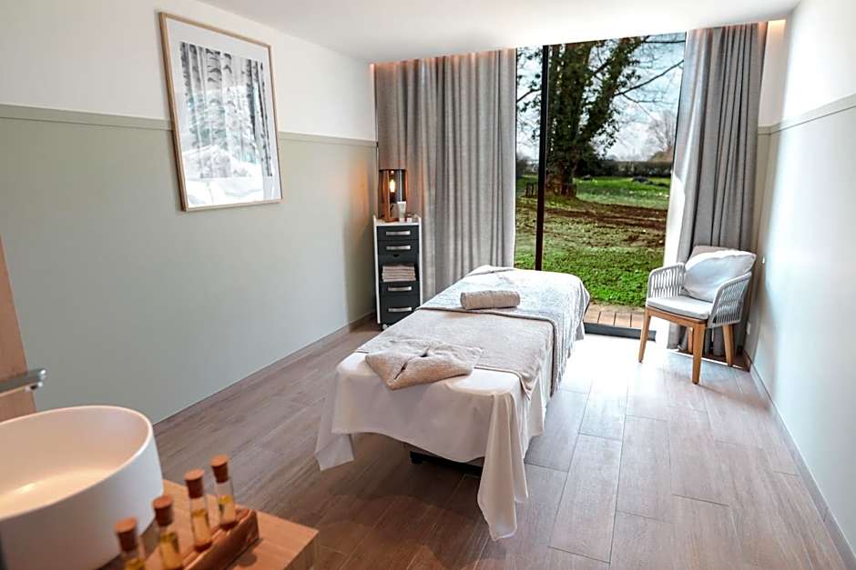 Mercure Parc Du Coudray Demeure De Campagne