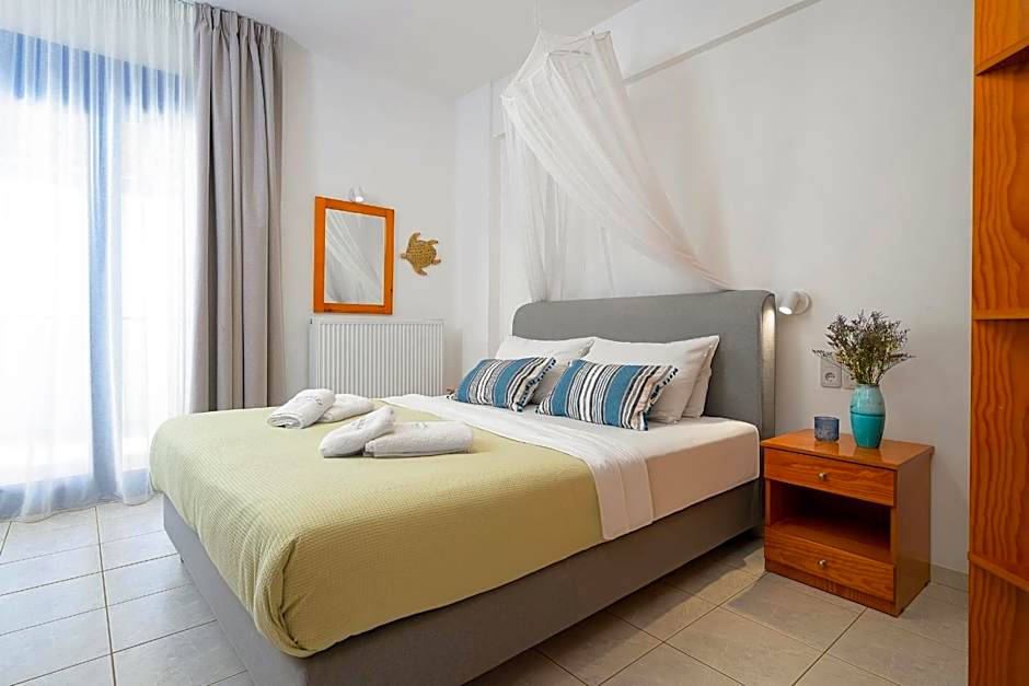 Finikas Studios & Apartments - Kalamaki Holidays