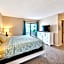Siesta Key Beach - 2 Bedroom - 3 Beds - 3 Bathroom Duplex with Heated Swimming Pool