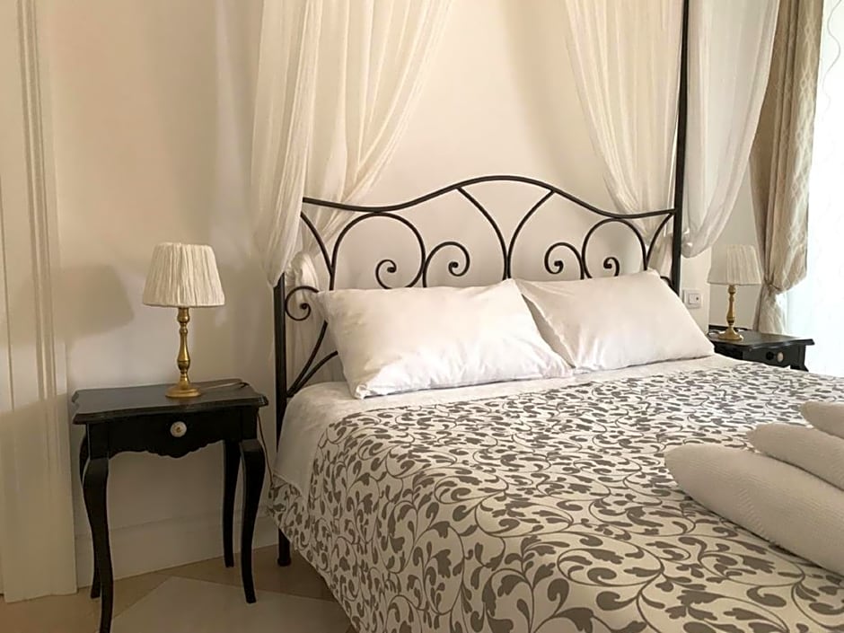 BED & BREAKFAST PL PALACE