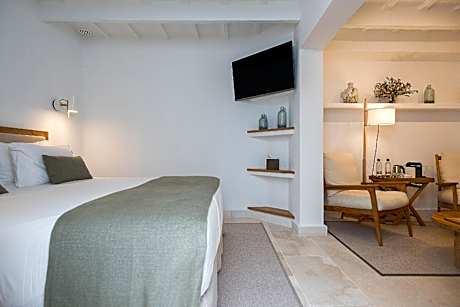 Deluxe Suite with Terrace