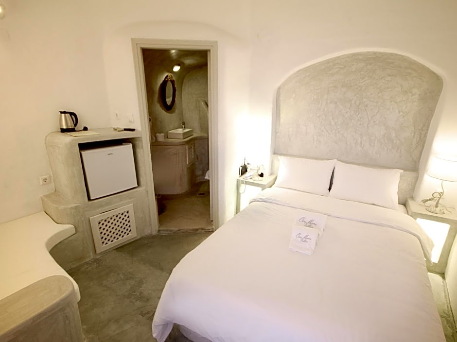 Photo 1 of 4 of Single Room