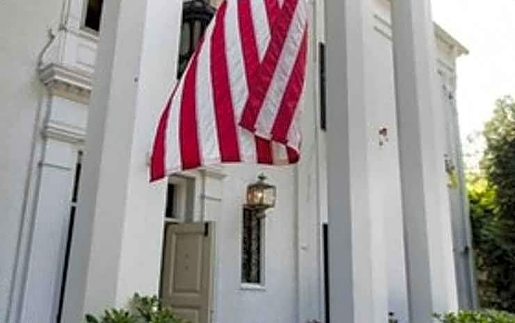 CRABTREES KITTLE HOUSE RESTAURANT & INN - BED AND BREAKFAST