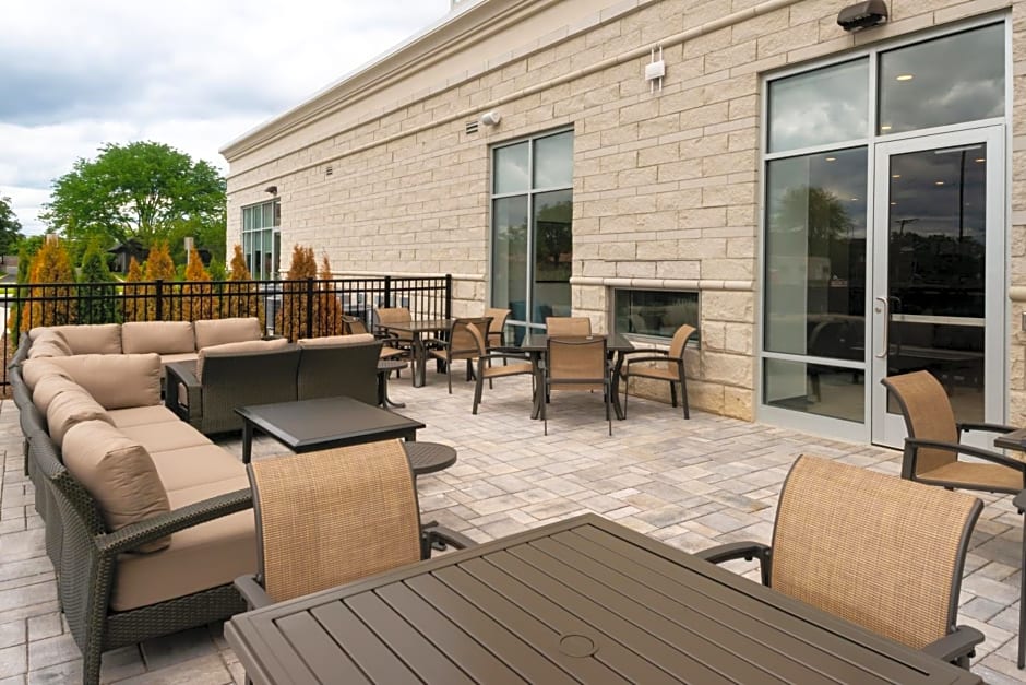 Holiday Inn Hotel & Suites Farmingtom Hills - Detriot NW