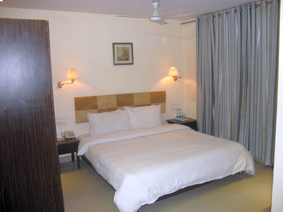Lords Eco Inn - Dahej
